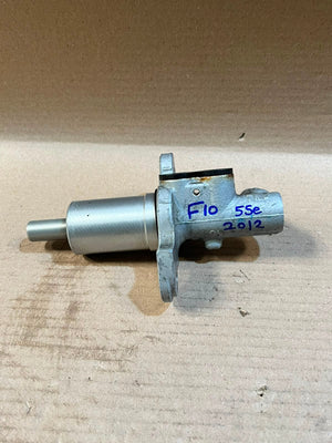 2012 BMW 5 Series F10 520d 528i 535i 550i Brake Master Cylinder Used Genuine OEM