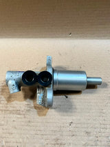 2012 BMW 5 Series F10 520d 528i 535i 550i Brake Master Cylinder Used Genuine OEM