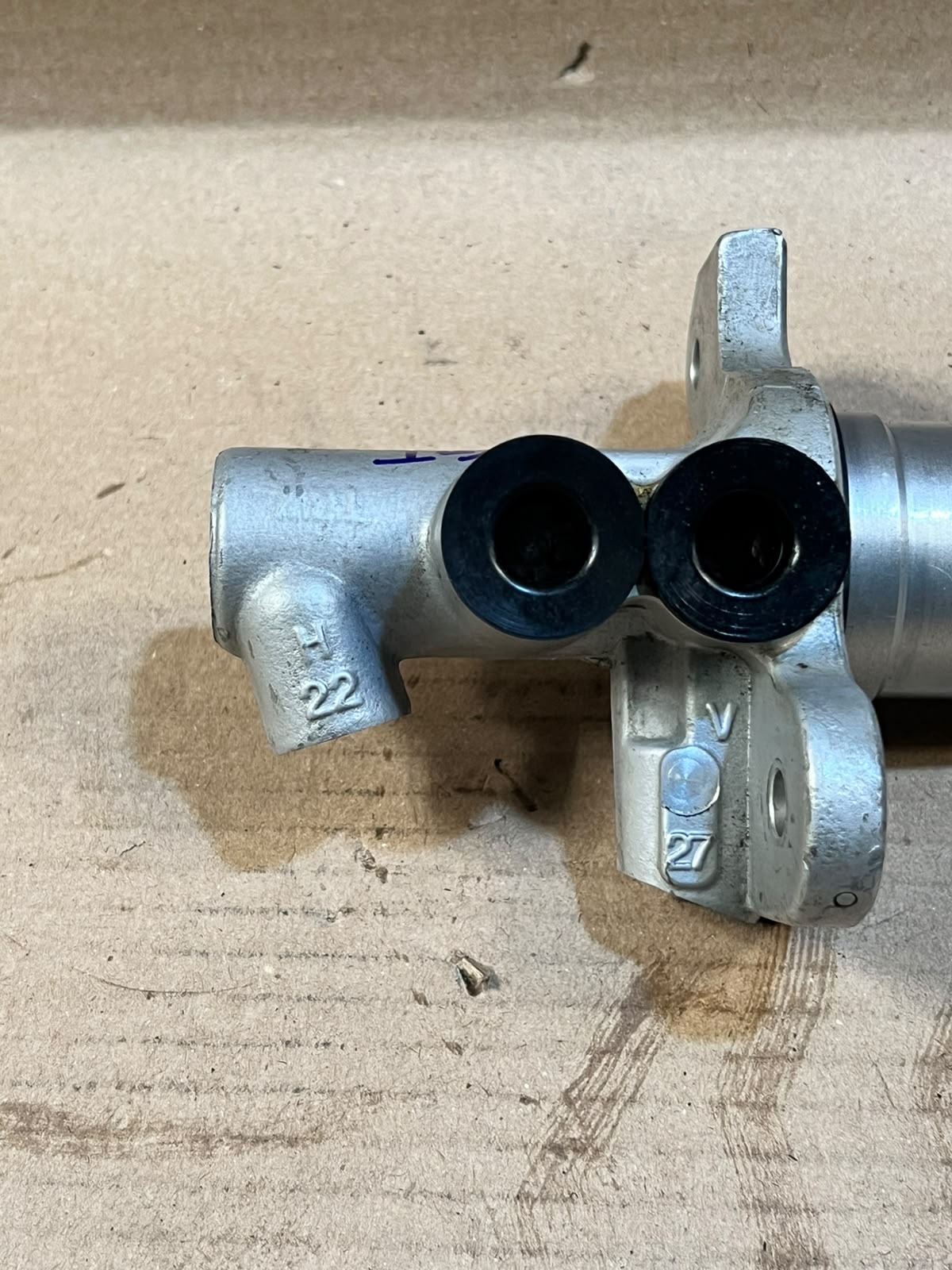 2012 BMW 5 Series GT F07 Brake Master Cylinder Used Genuine OEM