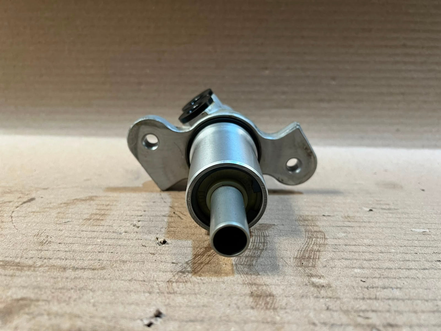 2012 BMW 5 Series GT F07 Brake Master Cylinder Used Genuine OEM