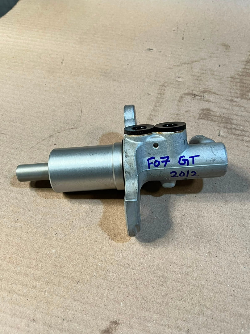 2012 BMW 5 Series GT F07 Brake Master Cylinder Used Genuine OEM