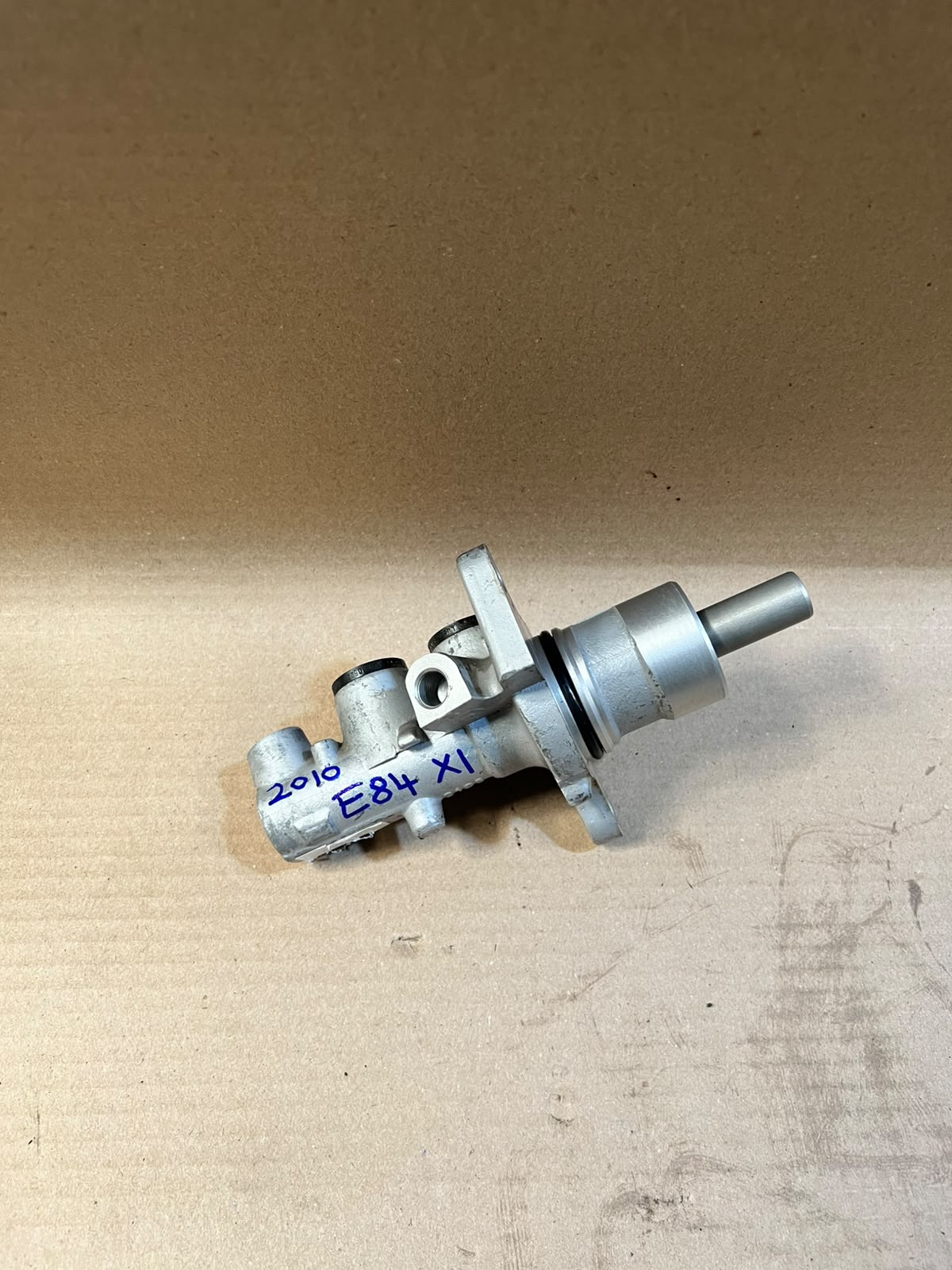 2010 BMW X1 E84 Brake Master Cylinder Used Genuine OEM