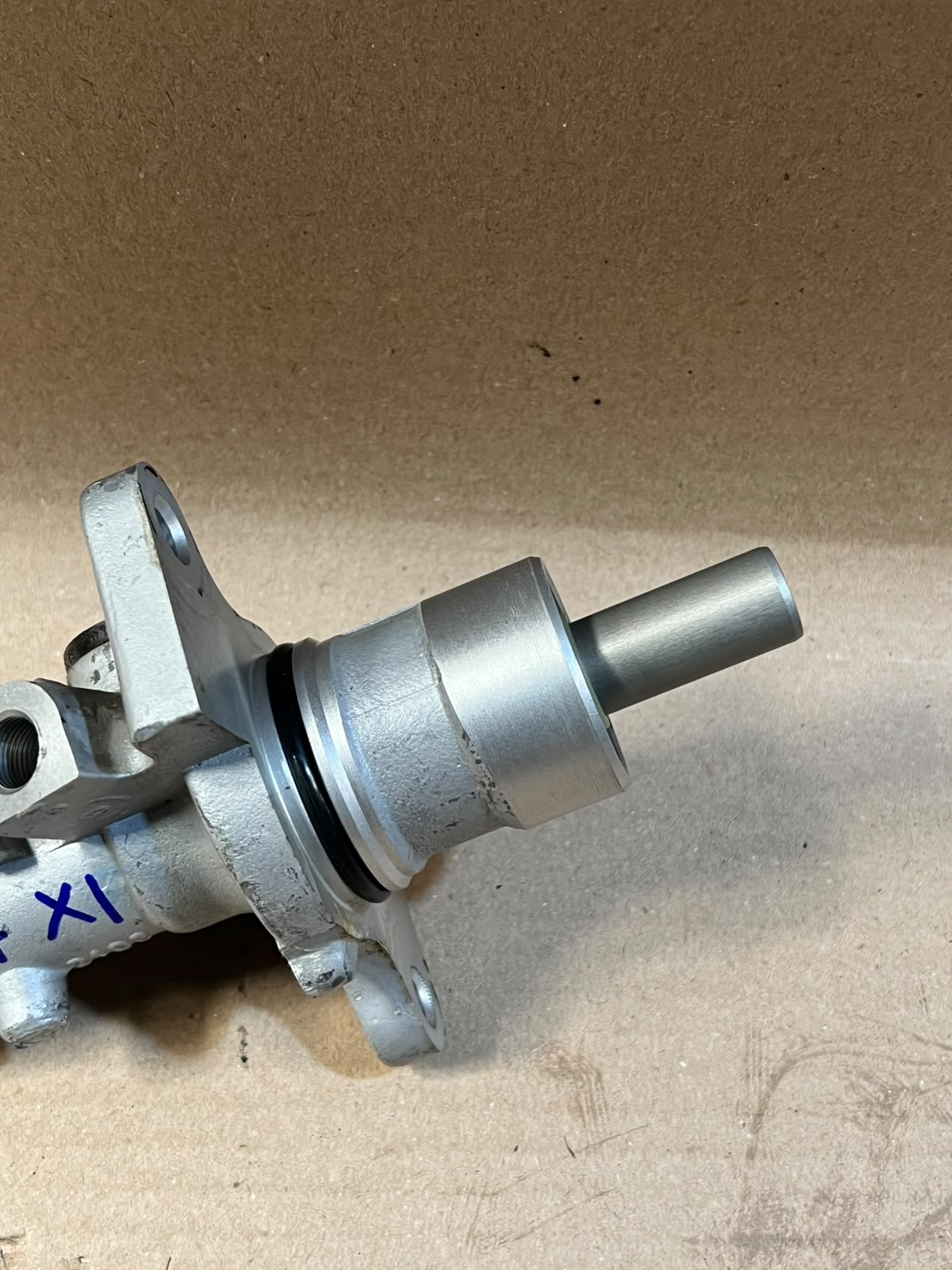 2010 BMW X1 E84 Brake Master Cylinder Used Genuine OEM