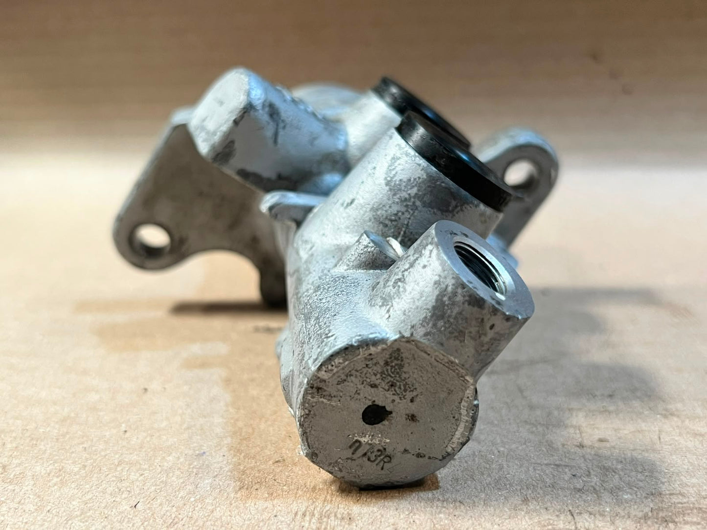 2010 BMW X1 E84 Brake Master Cylinder Used Genuine OEM