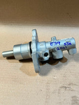 2001 BMW 5 Series E39 Brake Master Cylinder Used Genuine OEM
