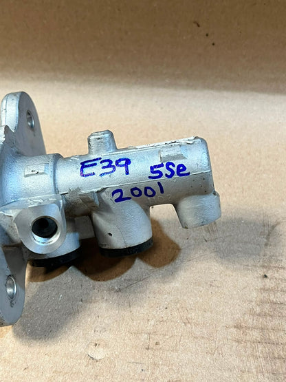 2001 BMW 5 Series E39 Brake Master Cylinder Used Genuine OEM