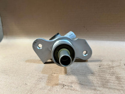 2001 BMW 5 Series E39 Brake Master Cylinder Used Genuine OEM