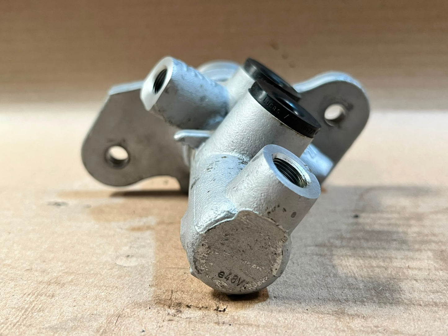 2001 BMW 5 Series E39 Brake Master Cylinder Used Genuine OEM