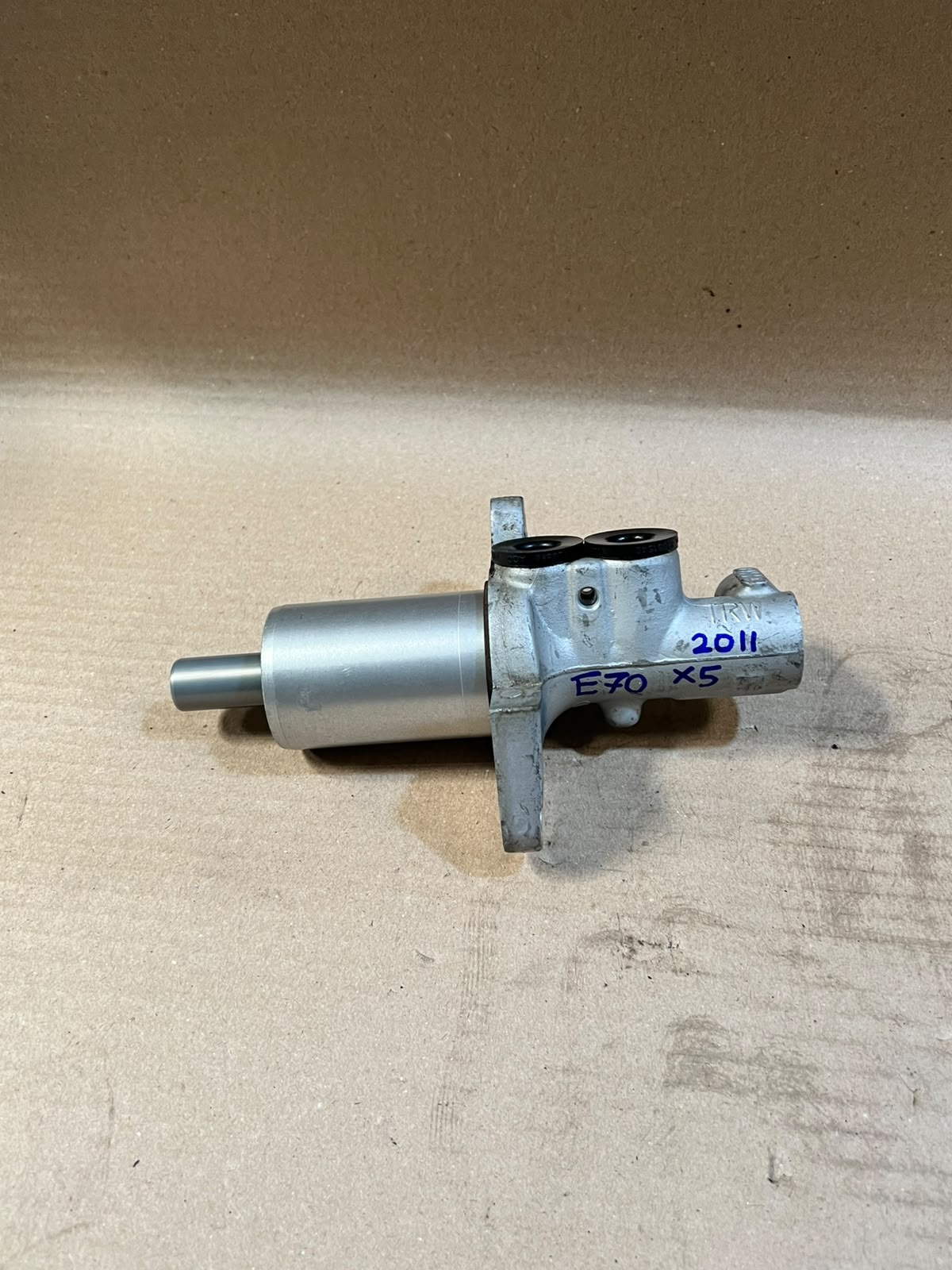 2011 BMW X5 E70 Brake Master Cylinder Used Genuine OEM