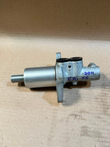2011 BMW X5 E70 Brake Master Cylinder Used Genuine OEM