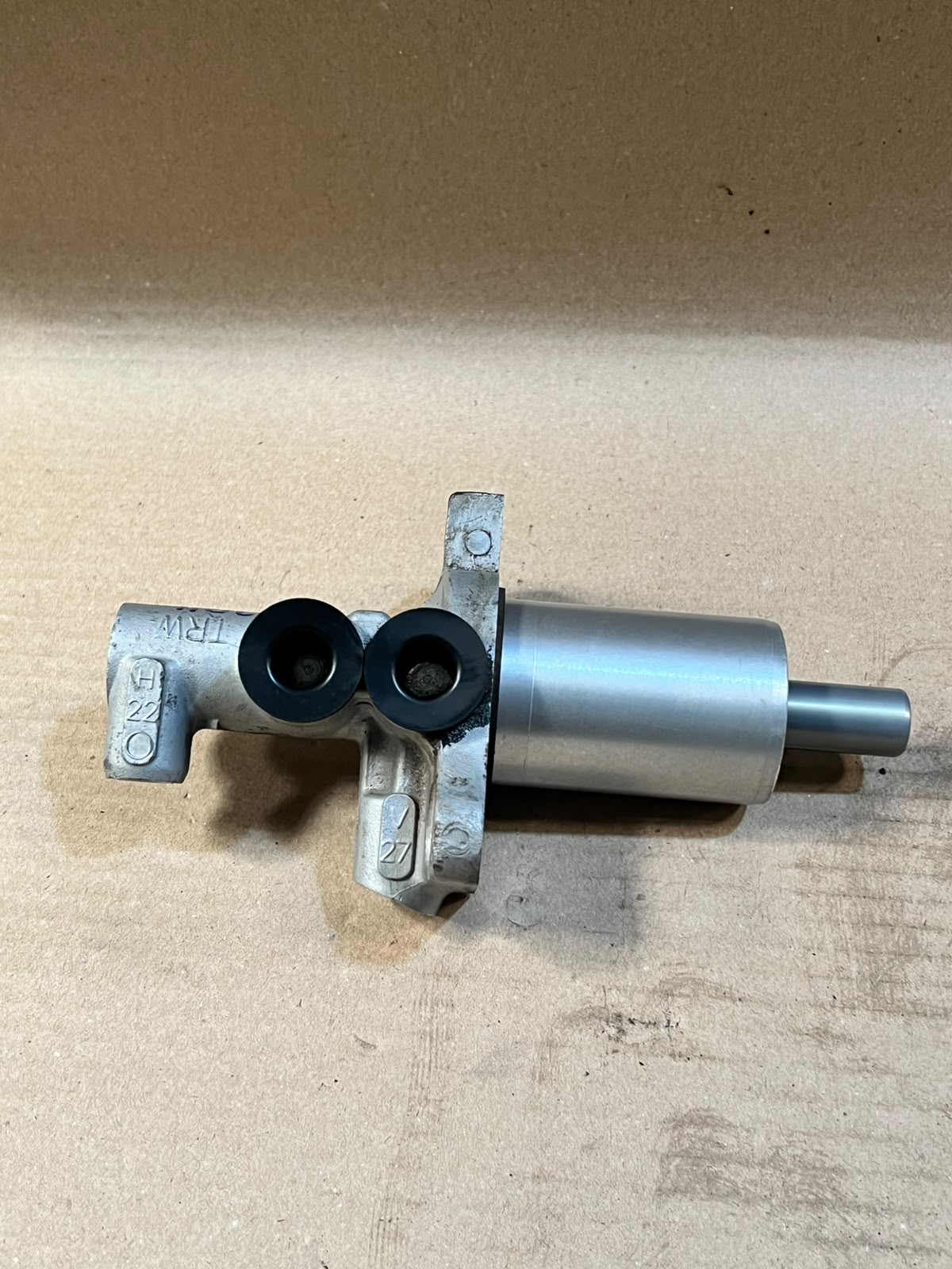 2011 BMW X5 E70 Brake Master Cylinder Used Genuine OEM