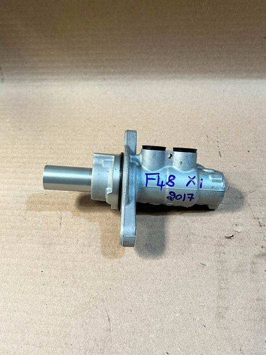 2017 BMW X1 F48 Brake Master Cylinder Used Genuine OEM
