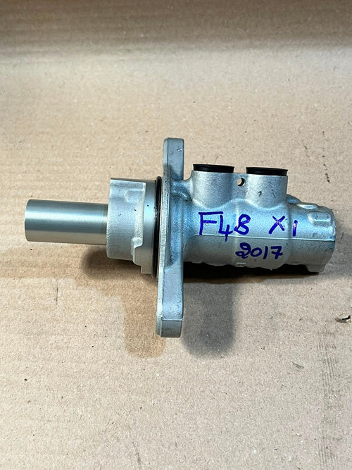 2017 BMW X1 F48 Brake Master Cylinder Used Genuine OEM
