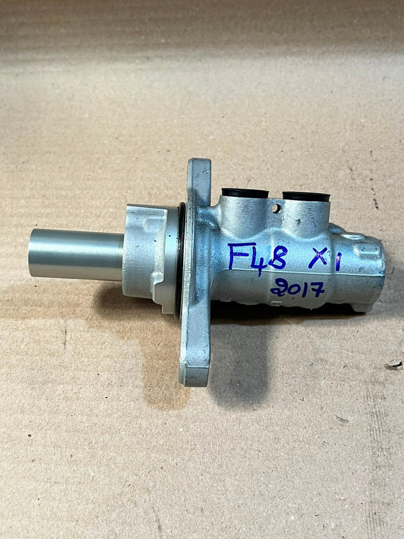 2017 BMW X1 F48 Brake Master Cylinder Used Genuine OEM