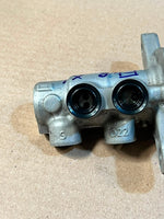 Load image into Gallery viewer, 2017 BMW X1 F48 Brake Master Cylinder Used Genuine OEM