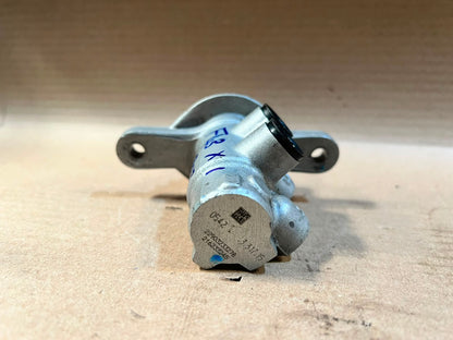 2017 BMW X1 F48 Brake Master Cylinder Used Genuine OEM