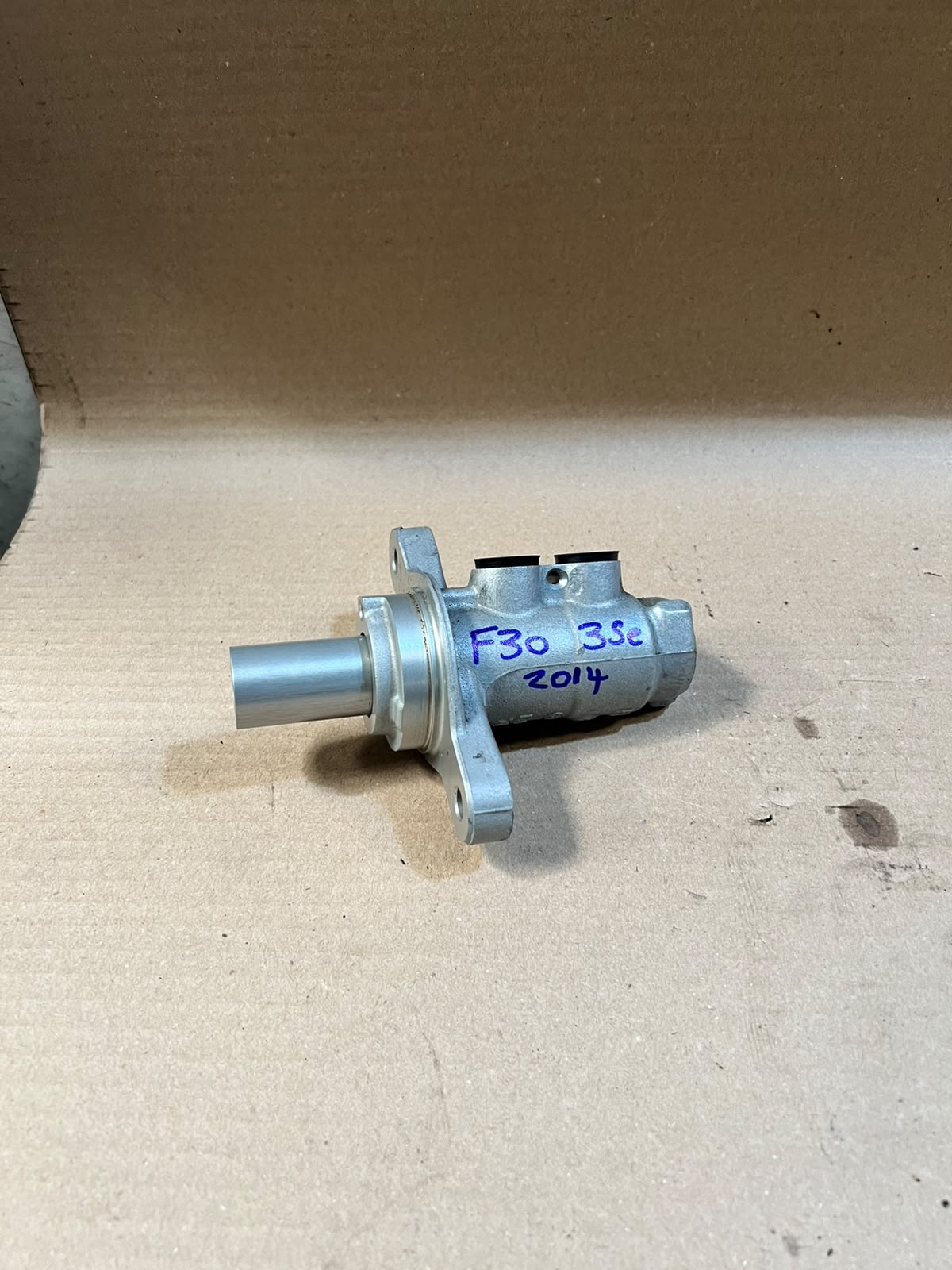 2014 BMW 3 Series F30 Brake Master Cylinder Used Genuine OEM
