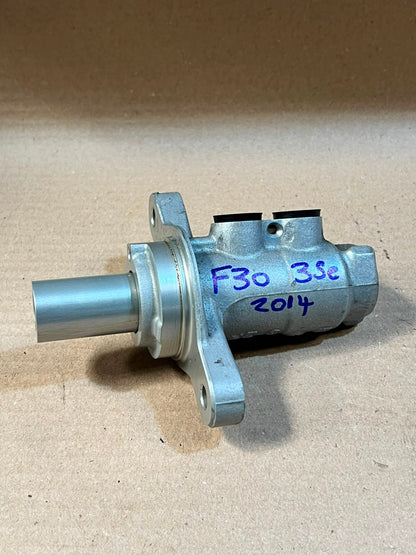 2014 BMW 3 Series F30 Brake Master Cylinder Used Genuine OEM