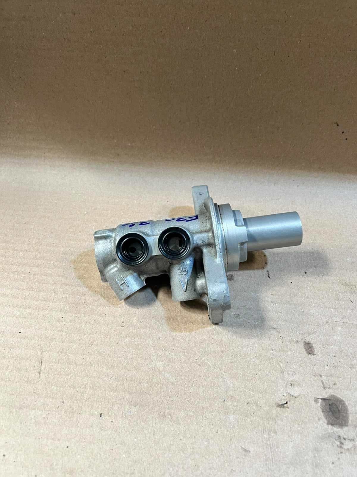 2014 BMW 3 Series F30 Brake Master Cylinder Used Genuine OEM