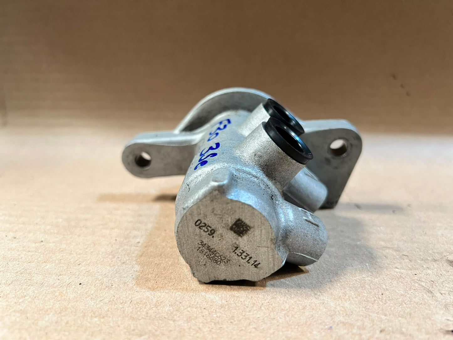 2014 BMW 3 Series F30 Brake Master Cylinder Used Genuine OEM