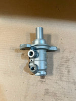 Load image into Gallery viewer, 2014 BMW 3 Series F30 Brake Master Cylinder Used Genuine OEM