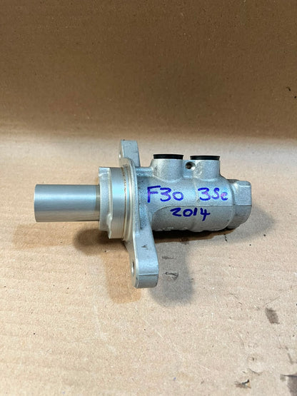 2014 BMW 3 Series F30 Brake Master Cylinder Used Genuine OEM