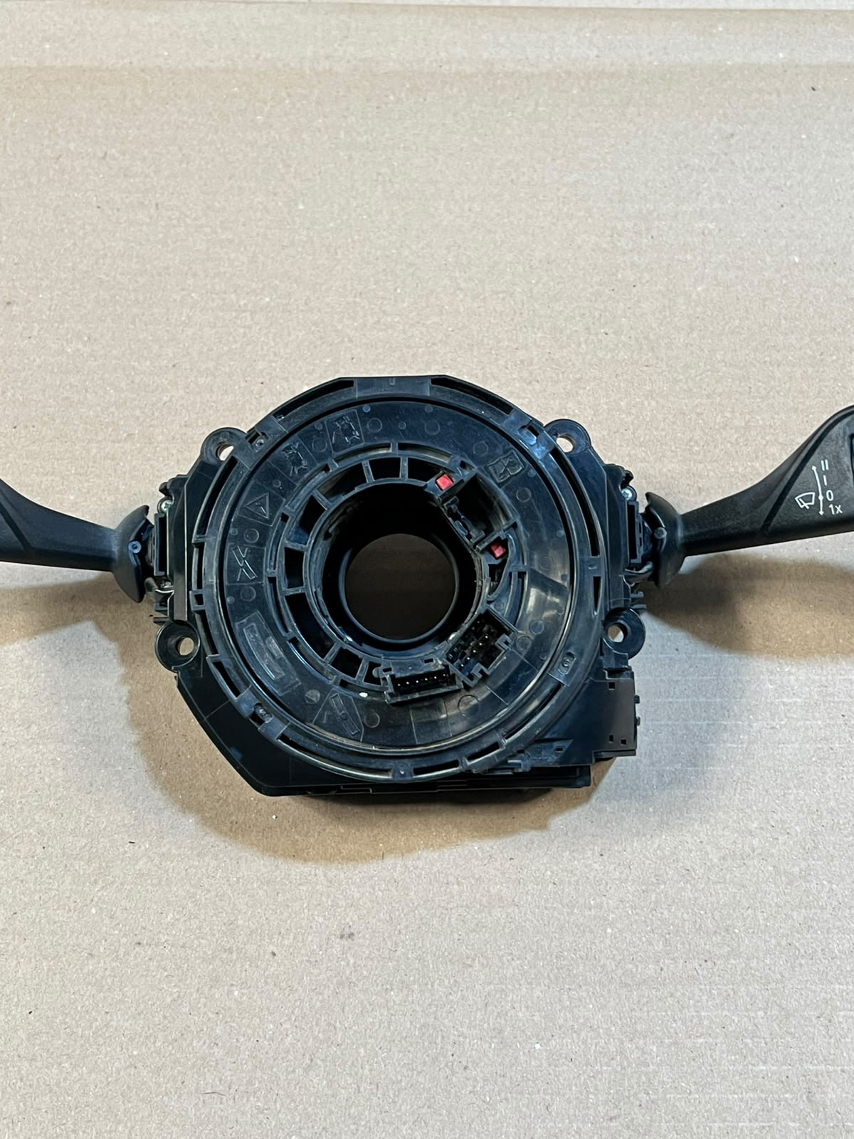 BMW F45 F46 F48 F15 F85 Steering Column Wiper Turn Signal Stalk 9305954 OEM