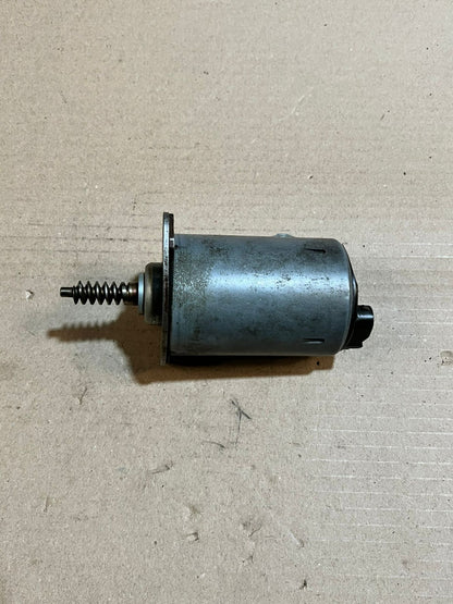 BMW N51 N52 Valvetronic Eccentric Shaft Actuator Motor 7548388 1137 7548388 OEM