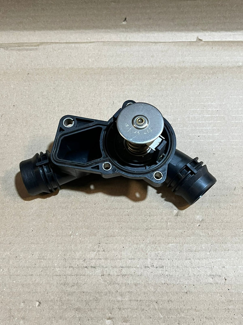 BMW M54B30 3.0L Engine Thermostat Housing Assembly Used Genuine OEM