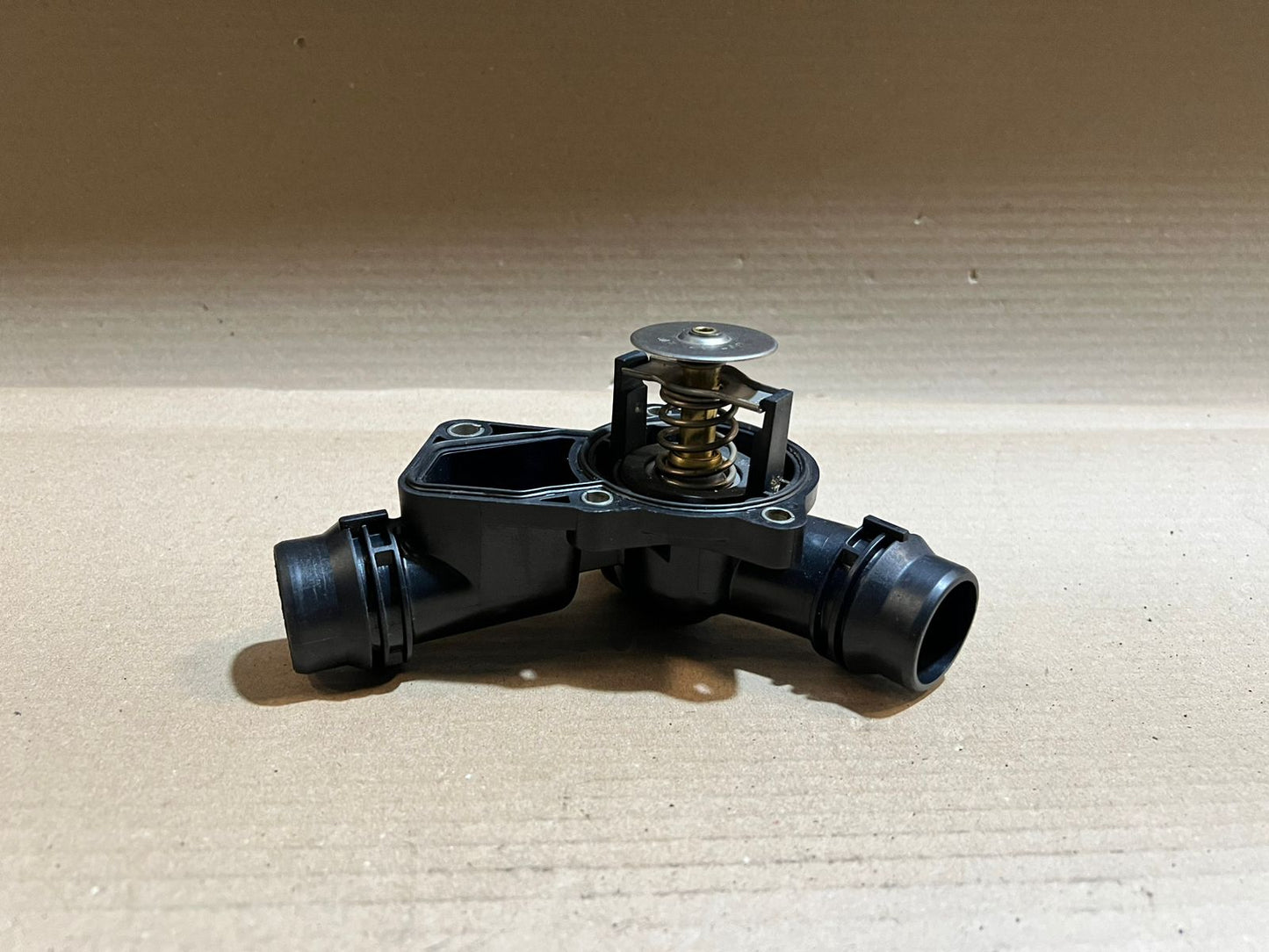 BMW M54B30 3.0L Engine Thermostat Housing Assembly Used Genuine OEM
