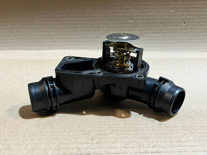 BMW M54B30 3.0L Engine Thermostat Housing Assembly Used Genuine OEM