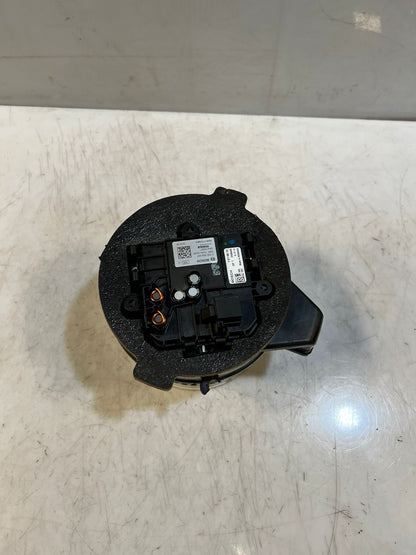 BMW G30 G31 F90 G11 G12 Heater Blower Motor Fan F011500123 64116836881 OEM
