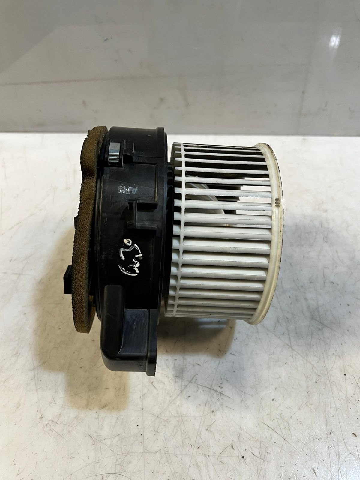 BMW G30 G31 F90 G11 G12 Heater Blower Motor Fan F011500123 64116836881 OEM