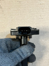 BMW E38 E39 E46 E53 E60 E61 E81 E82 E87 Oil Level Sensor 7508003 OEM