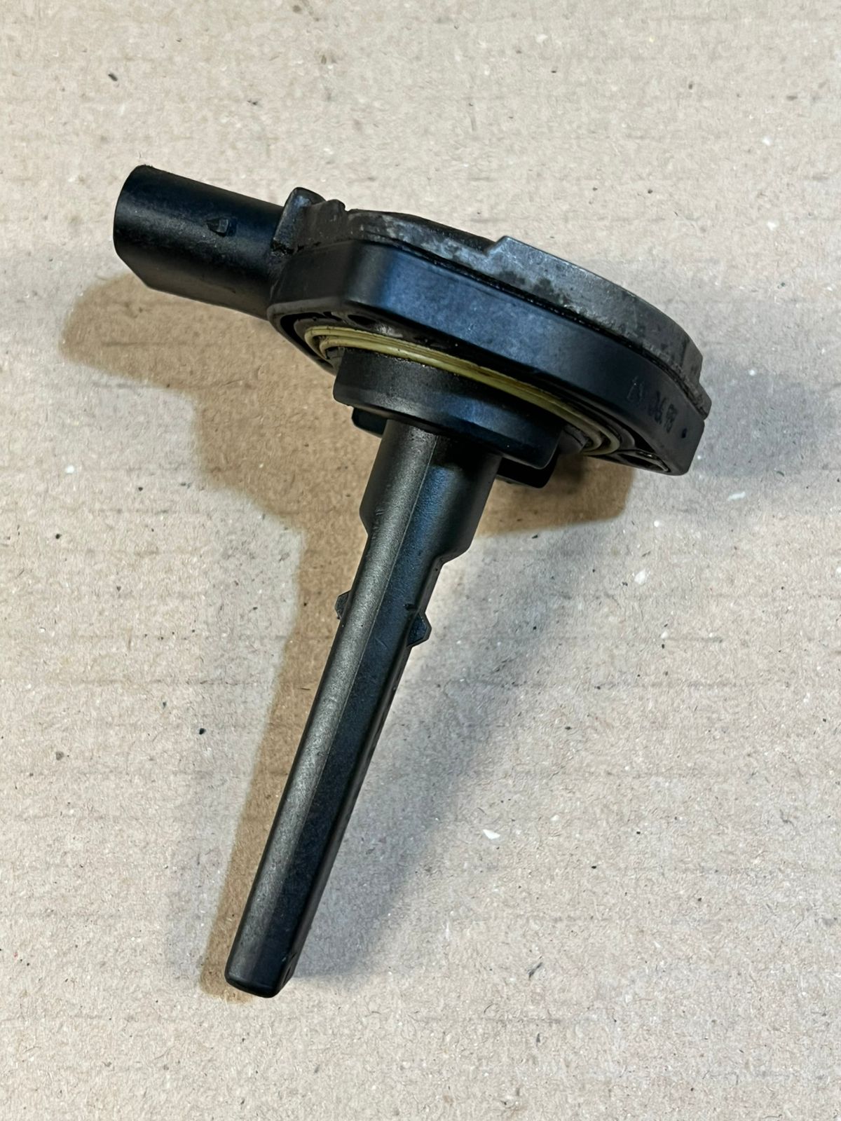1999-2000 BMW 328i E46 Engine Oil Level Sensor 1433596 12617508003 OEM