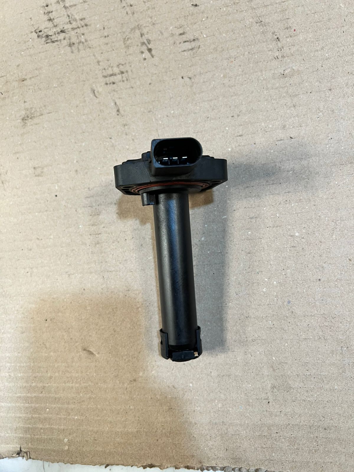 BMW N52 N54 N55 N62 N63 Engine Oil Level Sensor 7567723 12617567723 OEM
