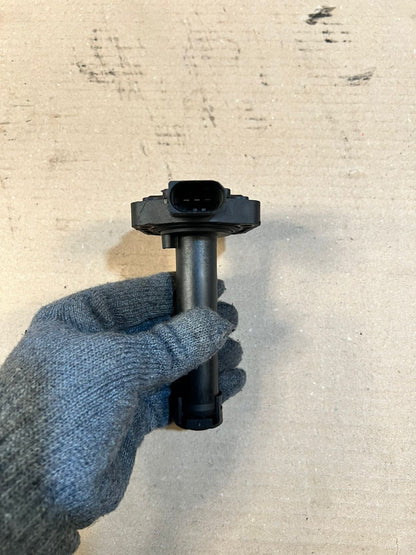 2006-2011 BMW 323i 325i E90 E82 Engine Oil Level Sensor 7607910 OEM