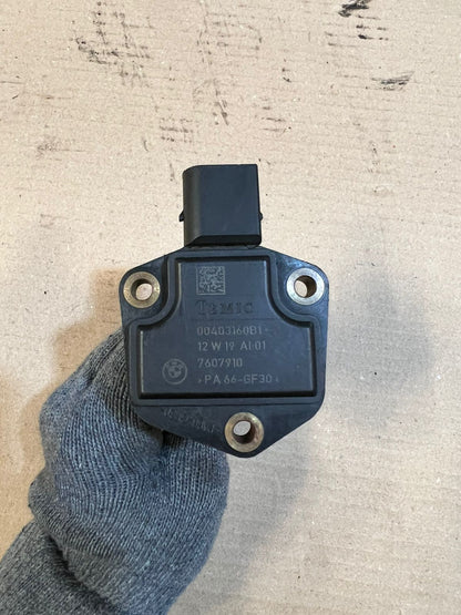 2006-2011 BMW 323i 325i E90 E82 Engine Oil Level Sensor 7607910 OEM