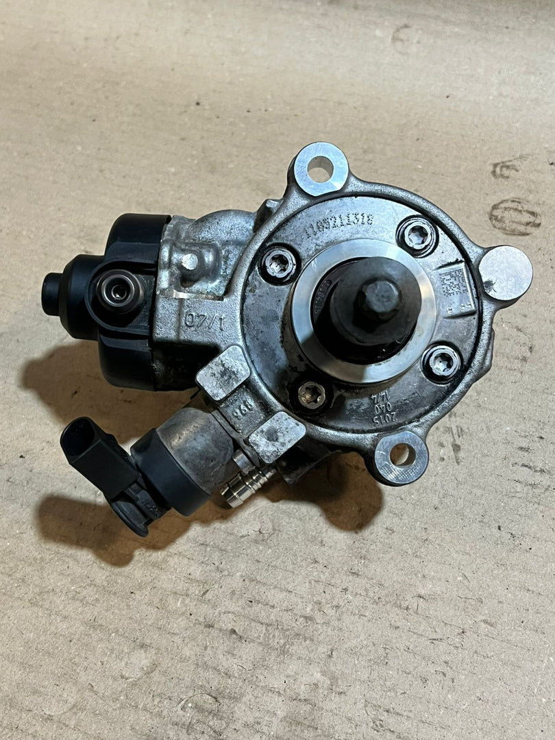 BMW 1 Series F20 F21 114d 116d 1.6 Diesel High Pressure Fuel Pump 8515058 OEM