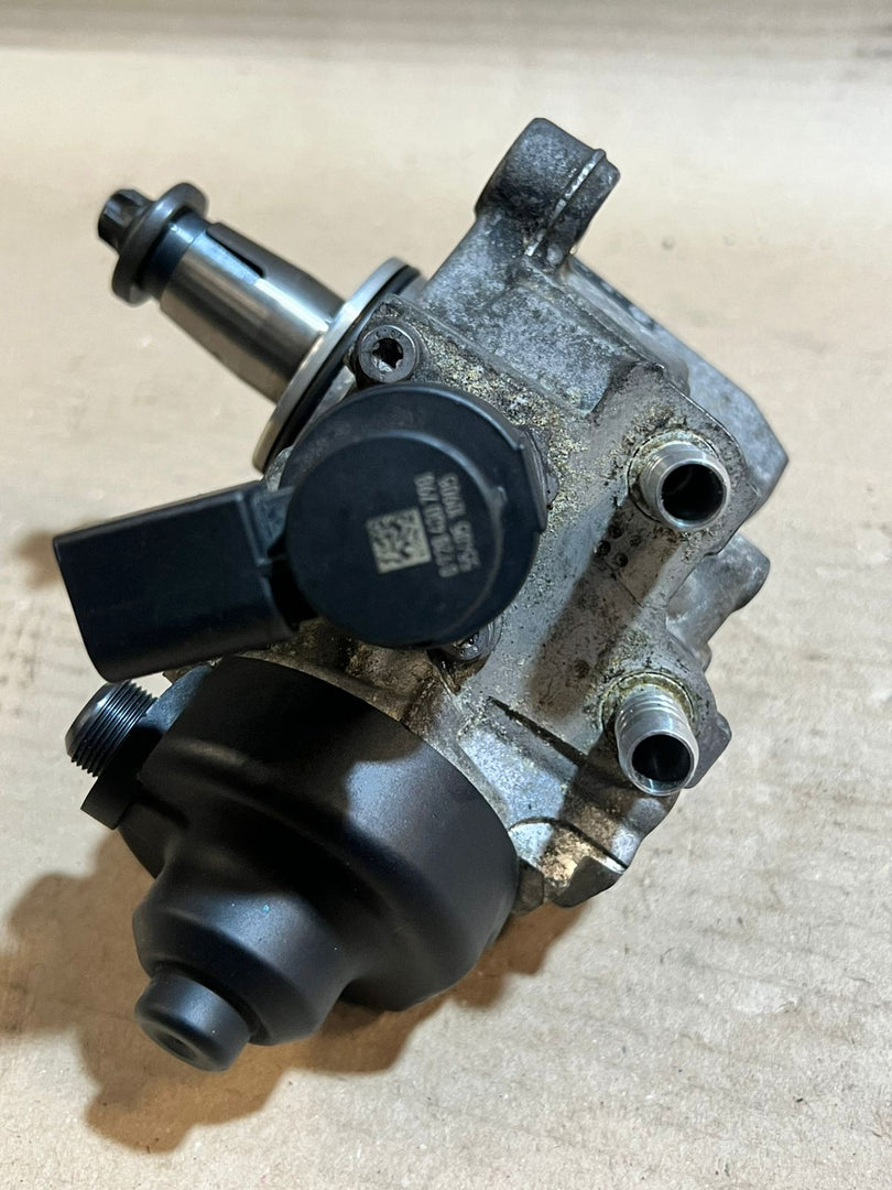 BMW 1 Series F20 F21 114d 116d 1.6 Diesel High Pressure Fuel Pump 8515058 OEM