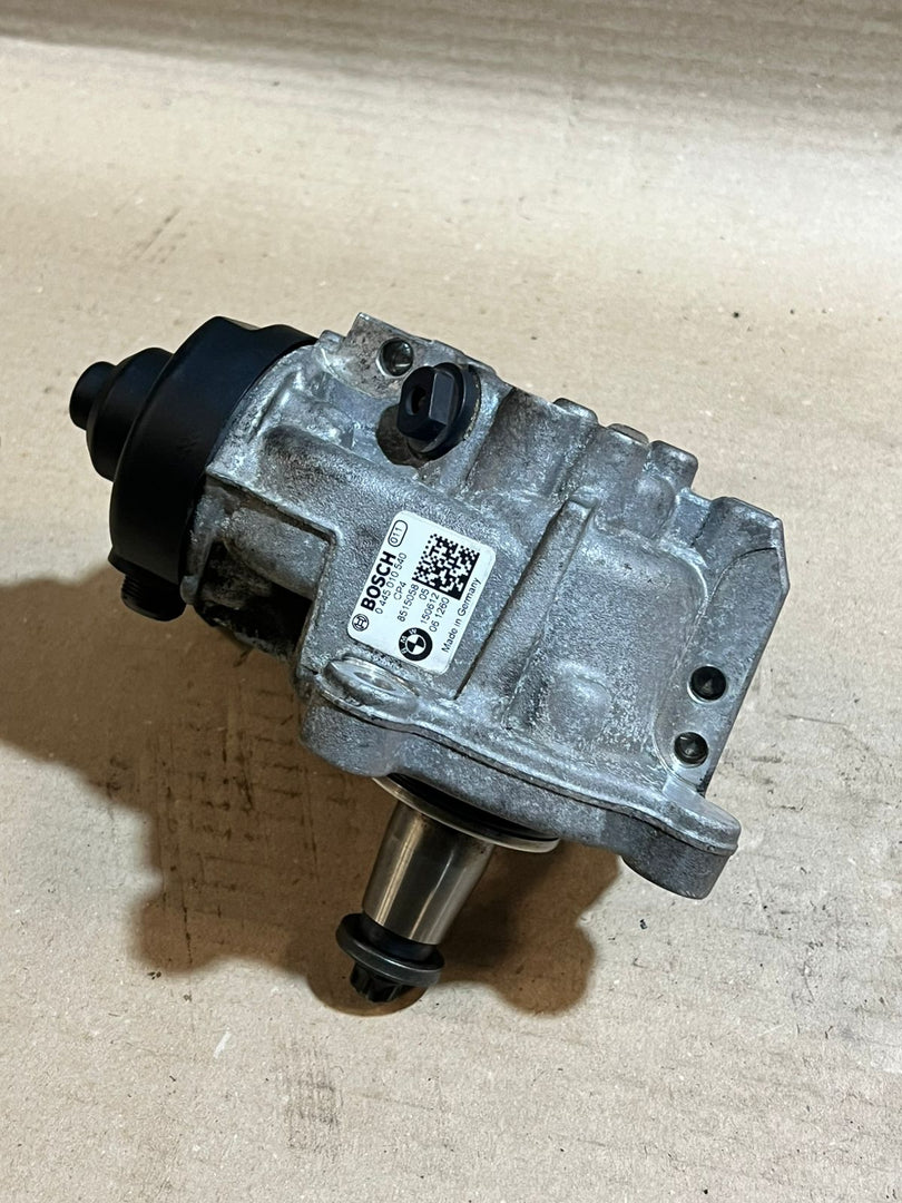 BMW 1 Series F20 F21 114d 116d 1.6 Diesel High Pressure Fuel Pump 8515058 OEM
