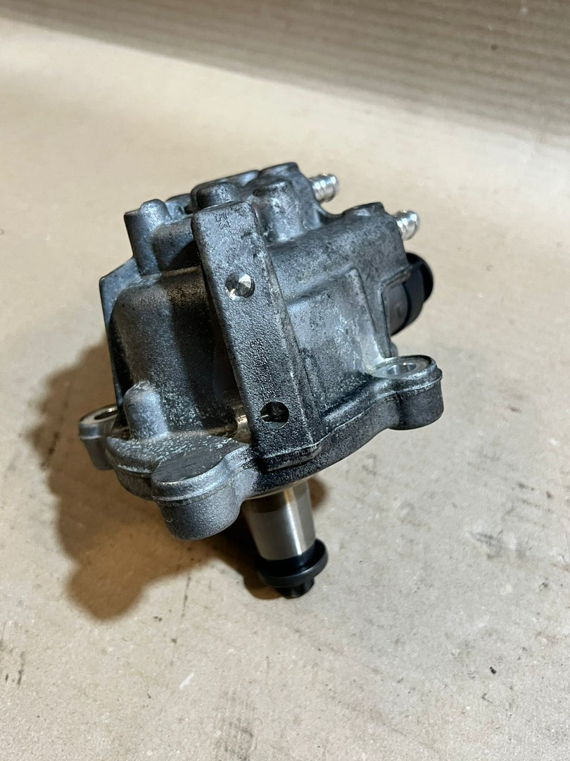 BMW 1 Series F20 F21 114d 116d 1.6 Diesel High Pressure Fuel Pump 8515058 OEM