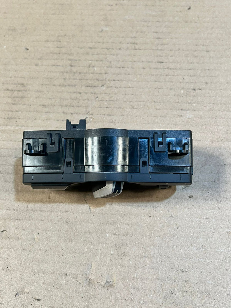 BMW X3 F25 5 Series F10 F11 F07 RHD Headlight Light Switch 9192744 OEM RHD