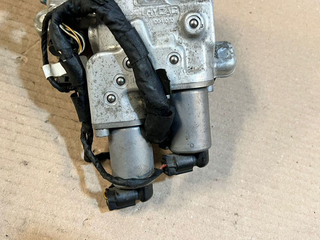 BMW 5 7 Series F10 F11 F07 F01 F02 Air Suspension Compressor 10641010 6775258 OEM