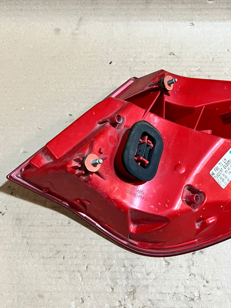 2010 BMW 7 Series F01 F02 F03 F04 Left Rear Tail Light Lamp 7182197 OEM