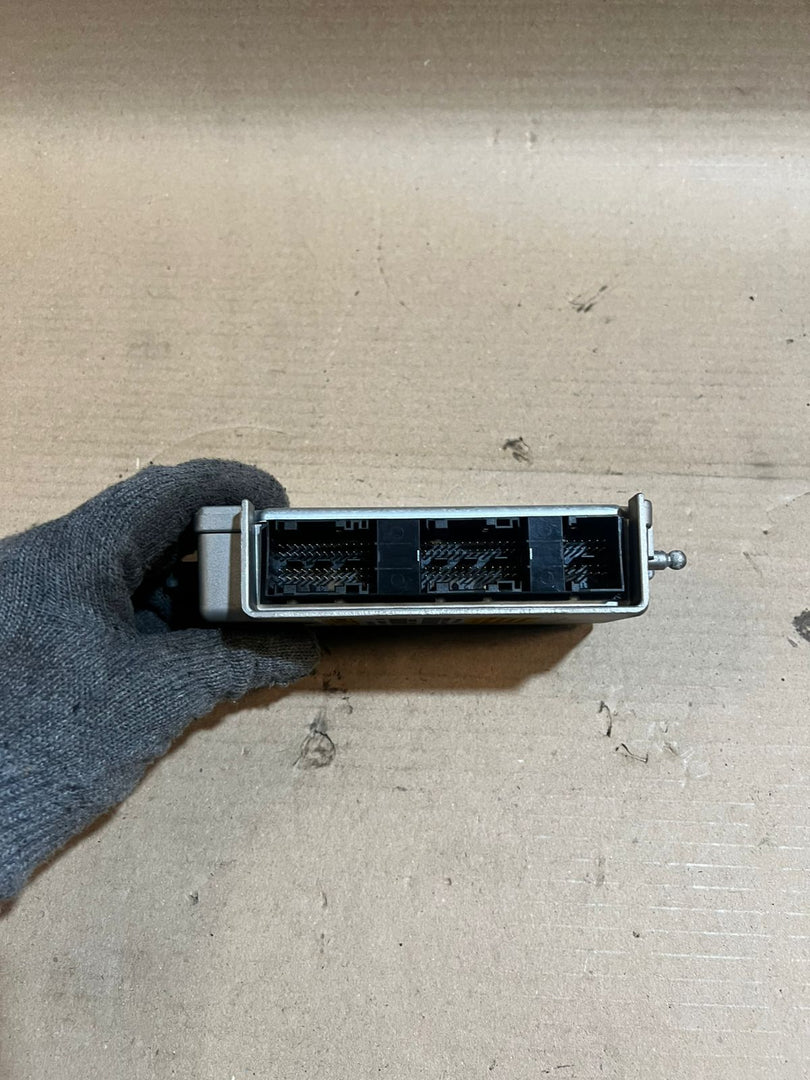BMW 5 Series F10 F11 Airbag SRS Safety Restraint Control Module ECU 9239985 OEM