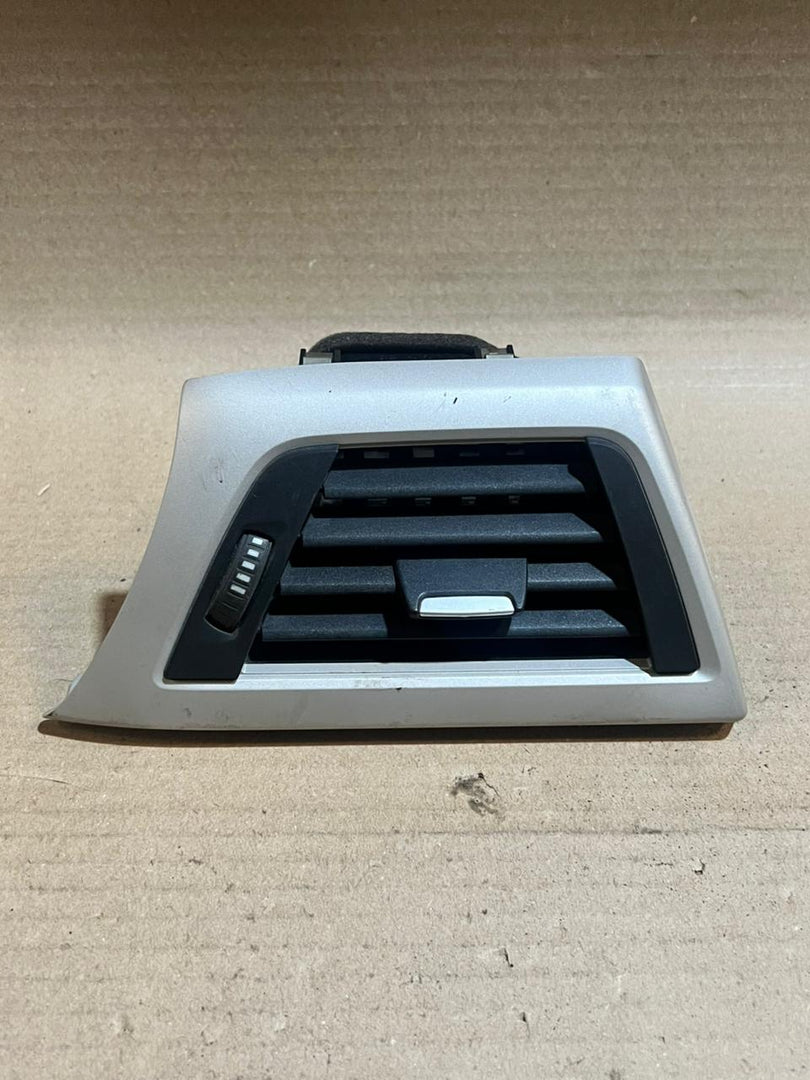 BMW 3 Series F30 F31 F35 328i Dashboard Fresh Air Vent Grille 9231995 OEM
