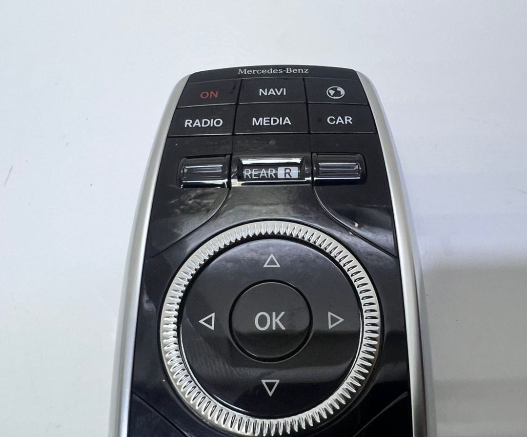 2014-2017 Mercedes-Benz S550 Rear Entertainment Remote Control A2228206089 W222 OEM
