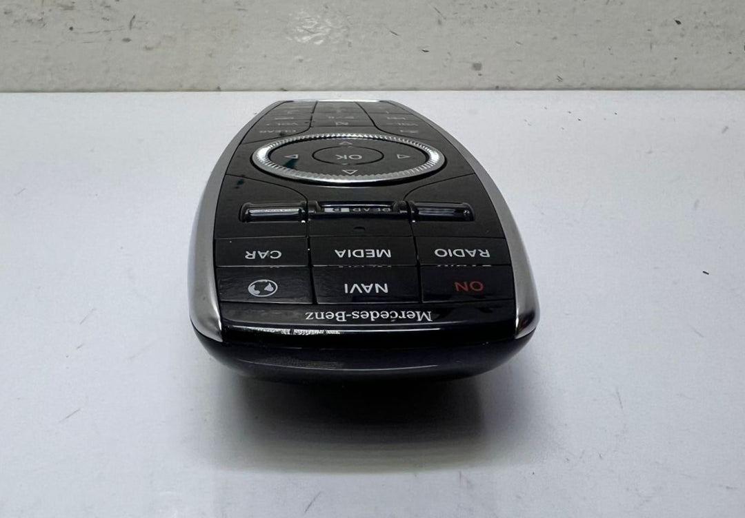 2014-2017 Mercedes-Benz S550 Rear Entertainment Remote Control A2228206089 W222 OEM