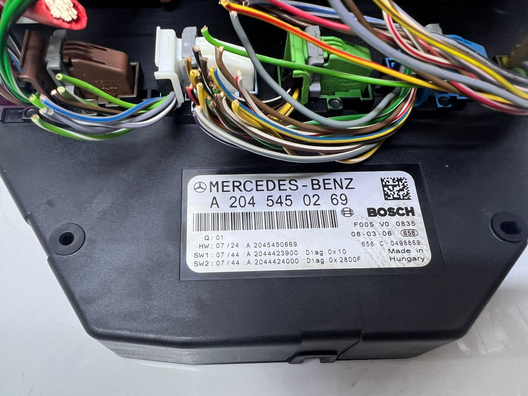 2008-2014 Mercedes-Benz C300 Front SAM Relay Fuse Box A2045450269 W204 C-Class OEM